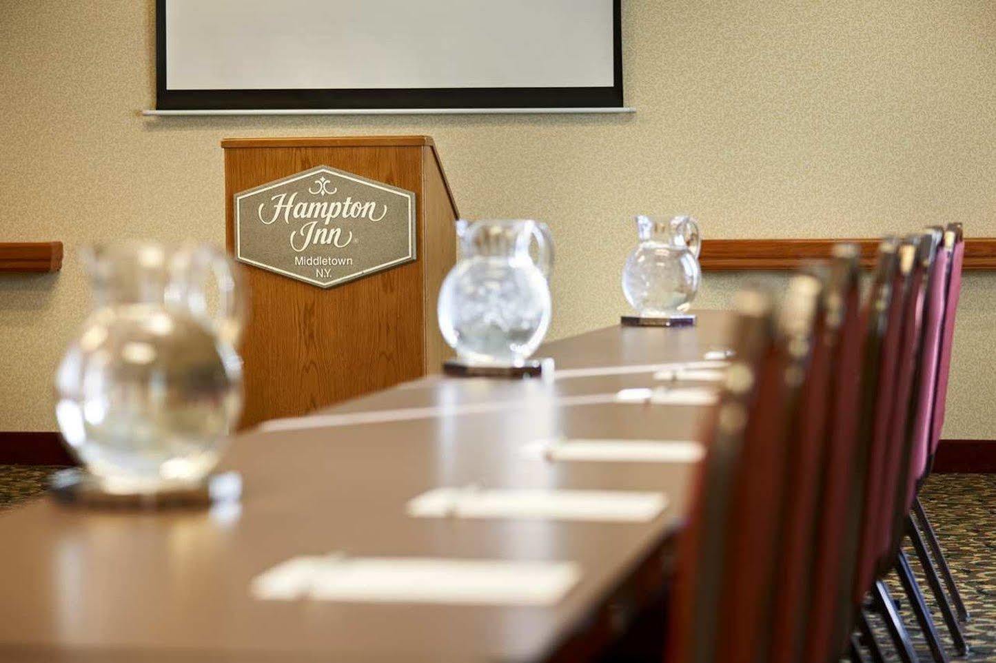 Hampton Inn Middletown Eksteriør bilde