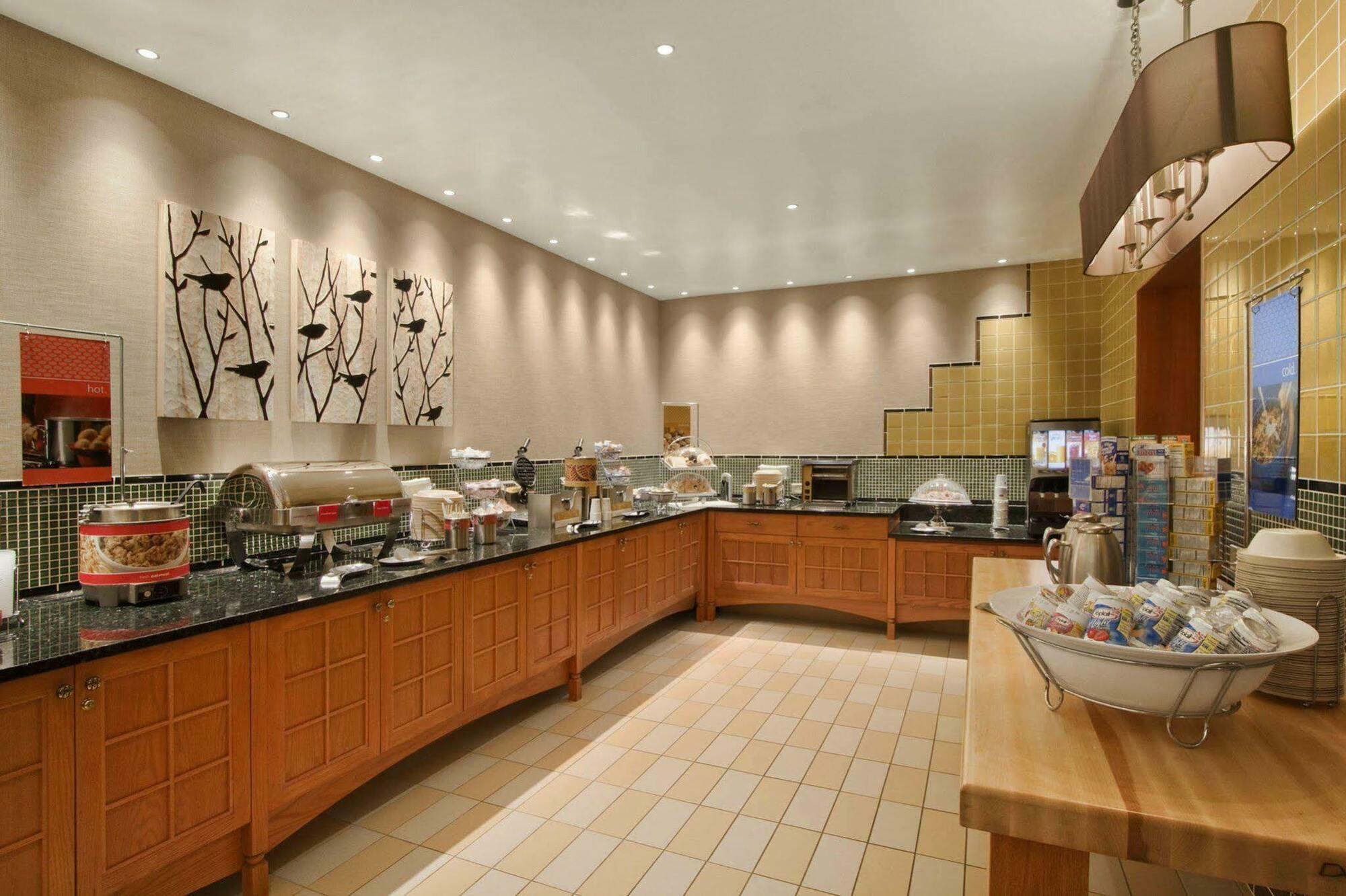 Hampton Inn Middletown Eksteriør bilde