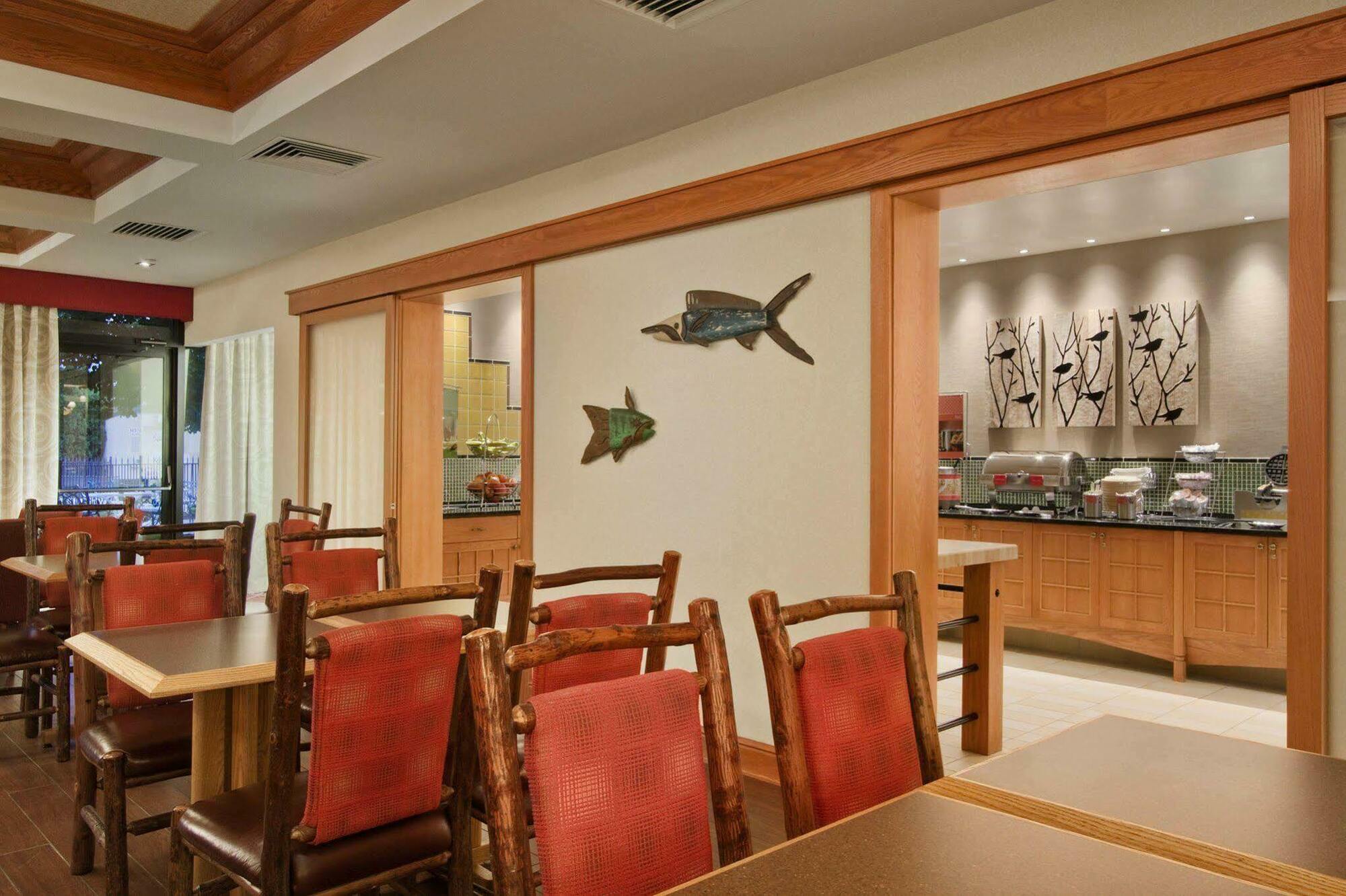 Hampton Inn Middletown Eksteriør bilde